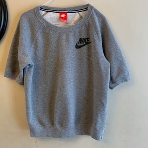 Ladies Nike Sweatshirt, Size M
